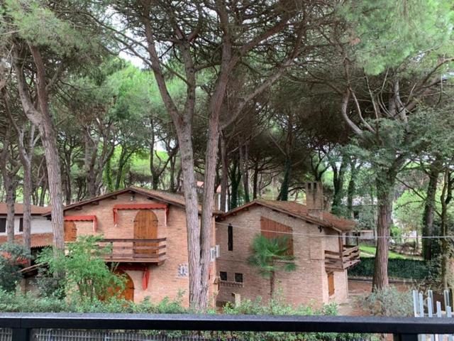 Hotel Logonovo Llido Degli Estensi Exteriör bild