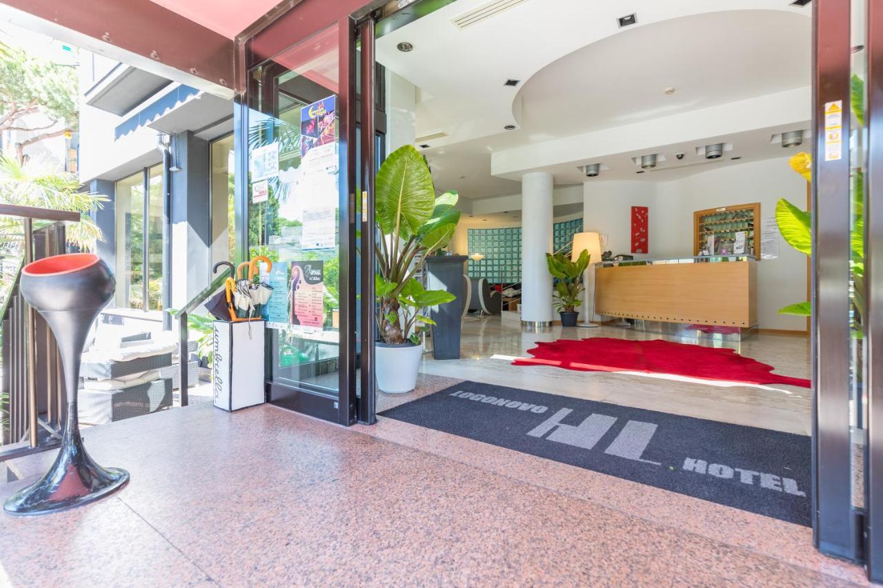 Hotel Logonovo Llido Degli Estensi Exteriör bild